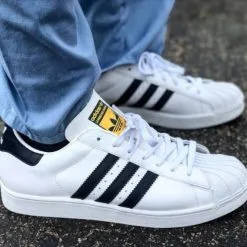Adidas Superstar tem vang sneakerhs.com