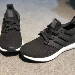 adidas Ultraboost 4.0 den de trang