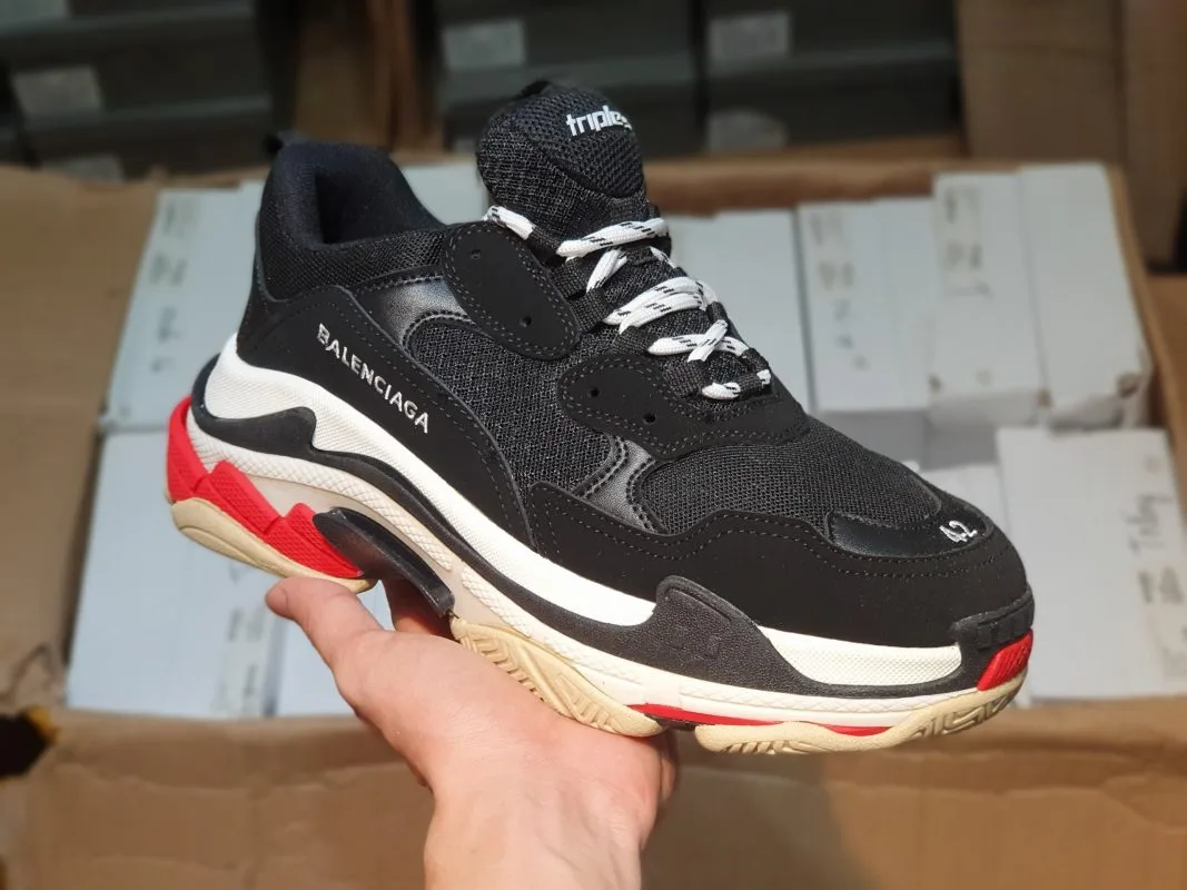 balenciaga triple s H&S Sneaker (2) balenciaga triple s H&S Sneaker (2)