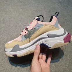 balenciaga triple s rep nau hong phan quang H&S Sneaker