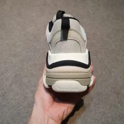 balenciaga triple s rep xam den H&S Sneaker