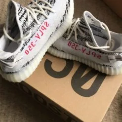 Adidas Yeezy 350 Boost v2 Zebra