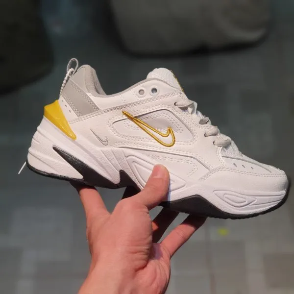 Giay Nike M2K Tekno trang got vang Giay Nike M2K Tekno trang got vang