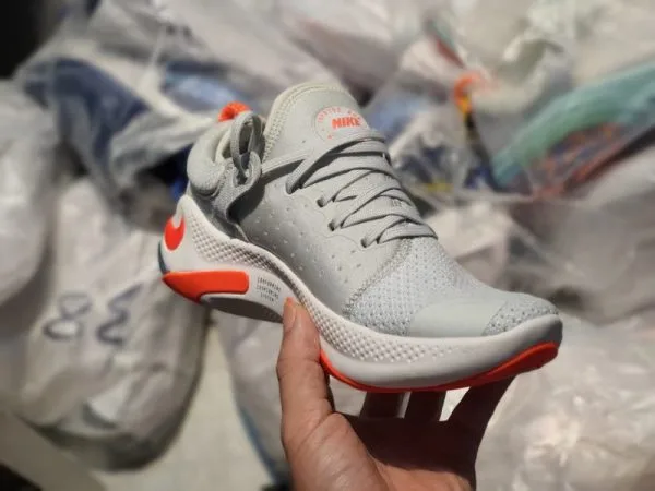 giay Nike Joyride Run Flyknit rep gia re ha noi mau xam giay Nike Joyride Run Flyknit rep gia re ha noi mau xam