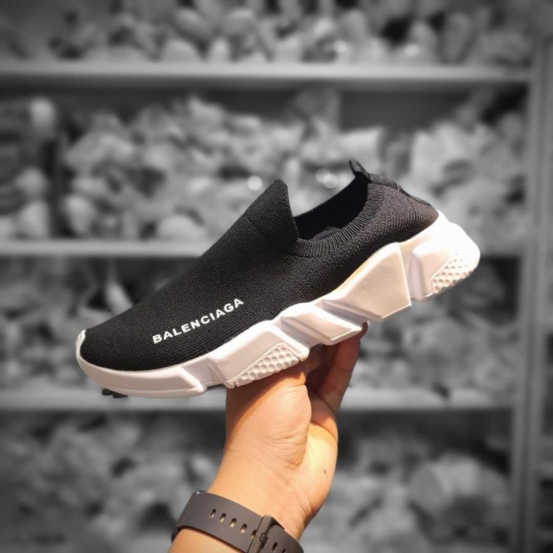 balenciaga speed trainers with tricolor sole