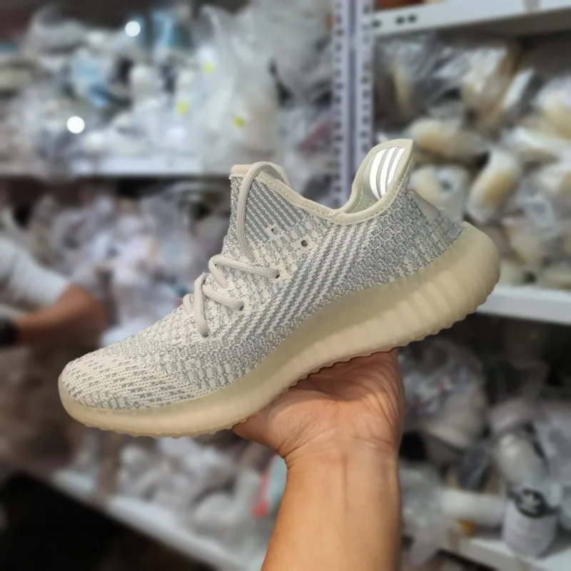 yeezy 350 cloud white gia re ha noi (2) yeezy 350 cloud white gia re ha noi