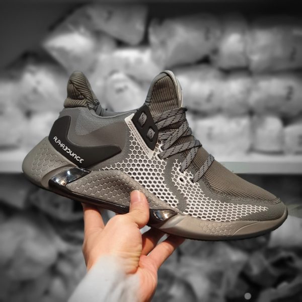 alphabounce instinct m