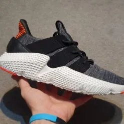 Giay Adidas Prophere mau moi den xam got cam