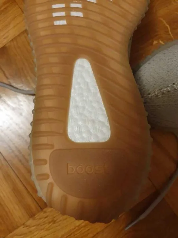 Giay Adidas Yeezy Boost 350 V2 Sesame ha noi (6) Giay Adidas Yeezy Boost 350 V2 Sesame ha noi
