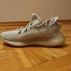 Giay Adidas Yeezy Boost 350 V2 Sesame ha noi