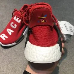 Giay Pharrell Williams x Adidas Human Race NMD mau do gia re ha noi