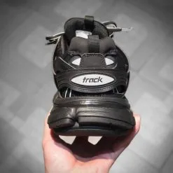 Giay balenciaga track 3.0 rep gia re ha noi