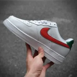 Nike Air Force 1 Low Retro phong cach co dien ha noi