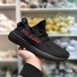 giay adidas Yeezy Boost 350 V2 Black Red rep ha noi