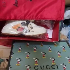Giay Disney x Gucci Rhyton chuot Mickey