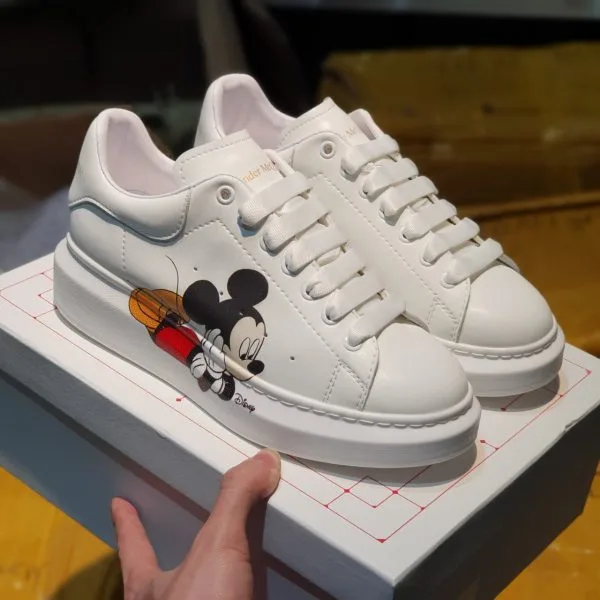 Giay MCQueen x Disney chuot Mickey (1) Giay MCQueen x Disney chuot Mickey