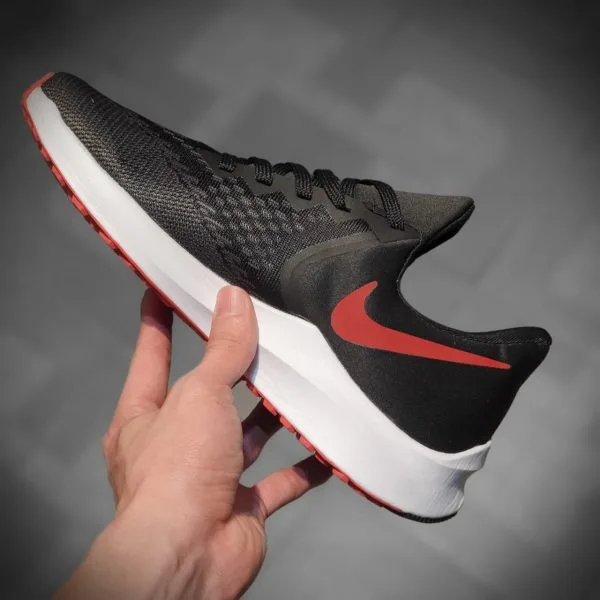 Giày Nike Air Zoom Vomero W6 mau den gia re Ha noi (1) Giày Nike Air Zoom Vomero W6 mau den gia re Ha noi