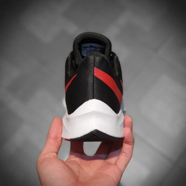 Giày Nike Air Zoom Vomero W6 mau den gia re Ha noi (2) Giày Nike Air Zoom Vomero W6 mau den gia re Ha noi