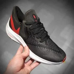 Giày Nike Air Zoom Vomero W6 mau den gia re Ha noi