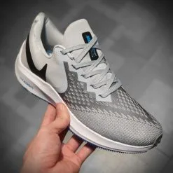 Giày Nike Air Zoom Vomero W6 mau xam gia re Ha noi