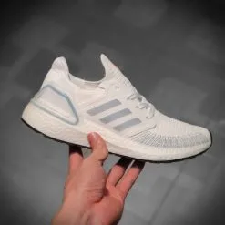 giay Adidas Ultra Boost 2020 mau trang