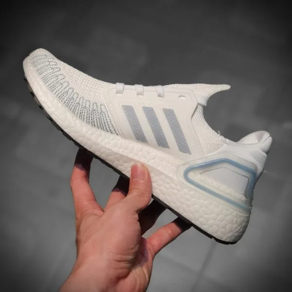 giay Adidas Ultra Boost 2020 mau trang (2) giay Adidas Ultra Boost 2020 mau trang