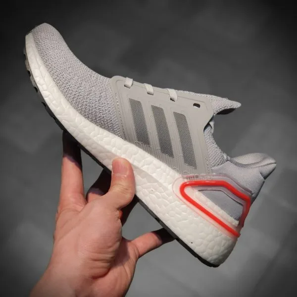 giay Adidas Ultra Boost 2020 mau xam