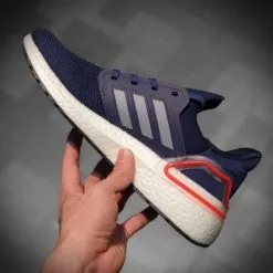 giay Adidas Ultra Boost 2020 mau xanh