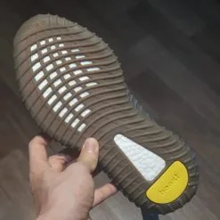 Giay Adidas Yeezy Boost 350 V2 Cinder