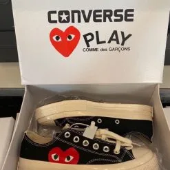 Giay Converse Chuck 70 x CDG Play Heart Trai tim mau den co thap