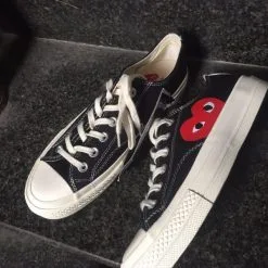 Giay Converse Chuck 70 x CDG Play Heart Trai tim mau den co thap