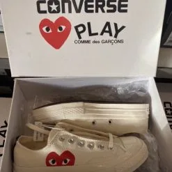 Giay Converse Chuck 70 x CDG Play Heart Trai tim trang co thap