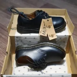 Giay Dr.Martens 1460 black co thap mau den