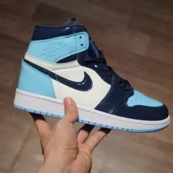 Giay Nike Air Jordan 1 Retro High OG UNC Patent