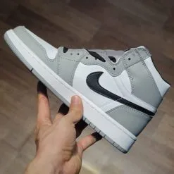 giay Air Jordan 1 Mid Light Smoke Grey