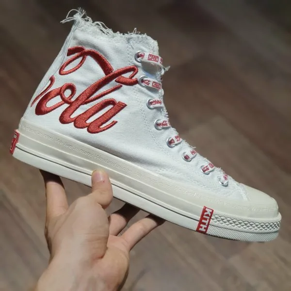 giay KITH x Coca-Cola x Converse Chuck Taylor 1970s (4) giay KITH x Coca-Cola x Converse Chuck Taylor 1970s