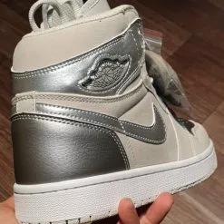 giay nike Jordan 1 Retro High CO Japan Neutral Grey