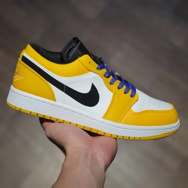 Giay Nike Air Jordan 1 Low Laser Orange jd co thap trang vang Giay Nike Air Jordan 1 Low Laser Orange jd co thap trang vang