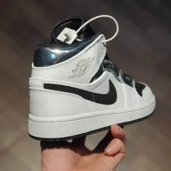 Giay Nike Air Jordan 1 Mid Alternate Think 16 jd co cao got bac rep 11