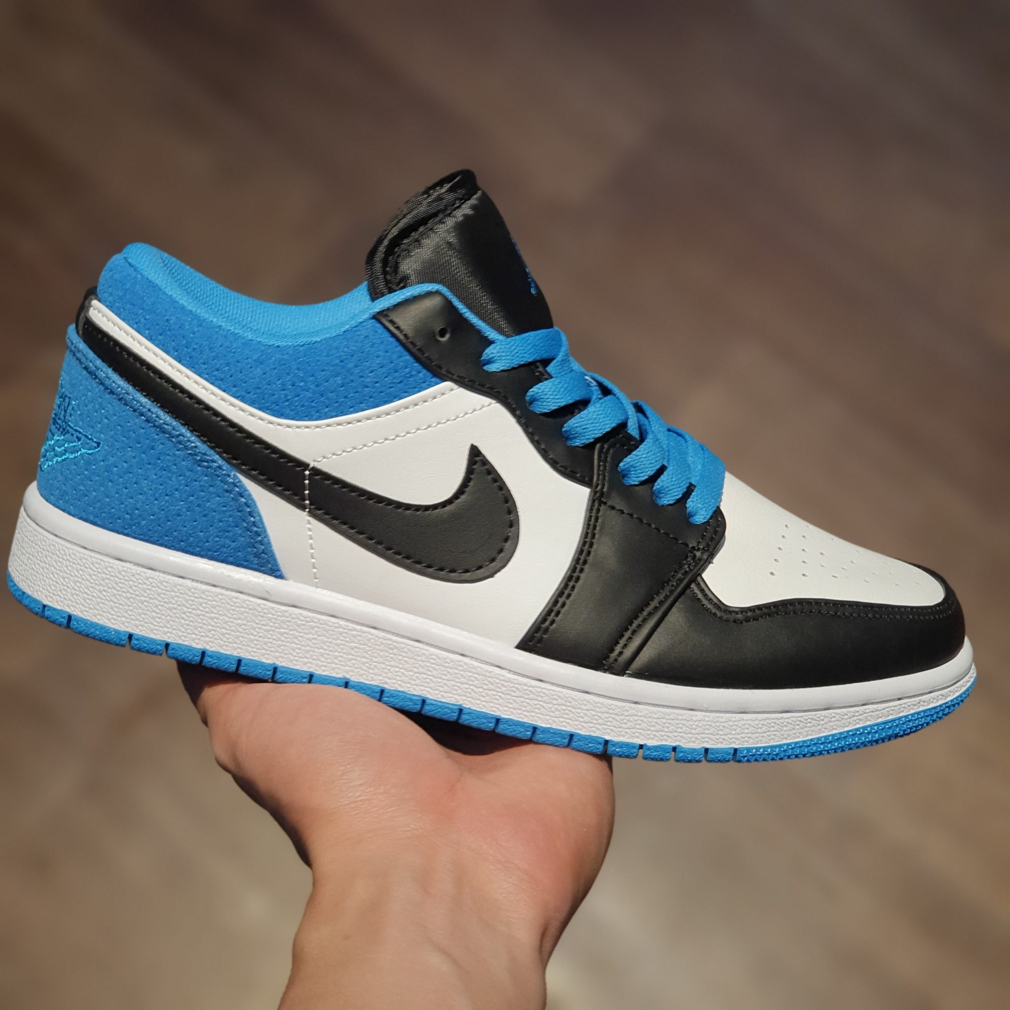 Giày Nike Air Jordan 1 Low SE 'Laser Blue' - H&S Sneaker