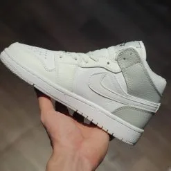 giay Nike Air Jordan 1 Mid SE GS 'Swoosh Logo - Grey Camo' rep 11