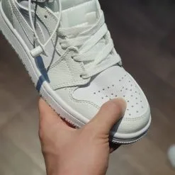 giay Nike Air Jordan 1 Mid SE GS 'Swoosh Logo - Grey Camo' rep 11