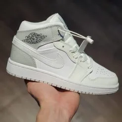 giay Nike Air Jordan 1 Mid SE GS 'Swoosh Logo - Grey Camo' rep 11