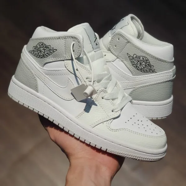 giay Nike Air Jordan 1 Mid SE GS 'Swoosh Logo - Grey Camo' rep 11 giay Nike Air Jordan 1 Mid SE GS 'Swoosh Logo - Grey Camo' rep 11