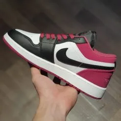 Giay Nike Air Jordan 1 Low Black Active Fuchsia binz rep 11 gia re ha noi