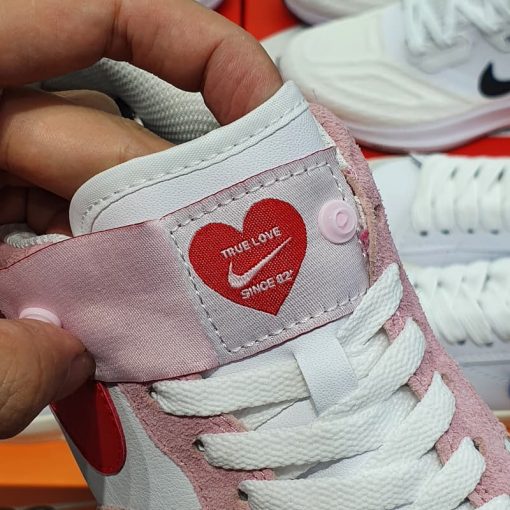 giay Nike Air Force 1 Low '07 QS Valentine's Day Love Letter DD3384-600 rep 11 gia re ha noi