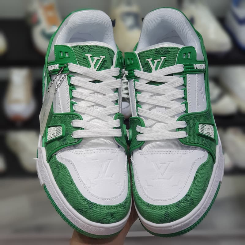 LOUIS VUITTON 1A9JHU GREEN DENIM LEATHER SNEAKERS